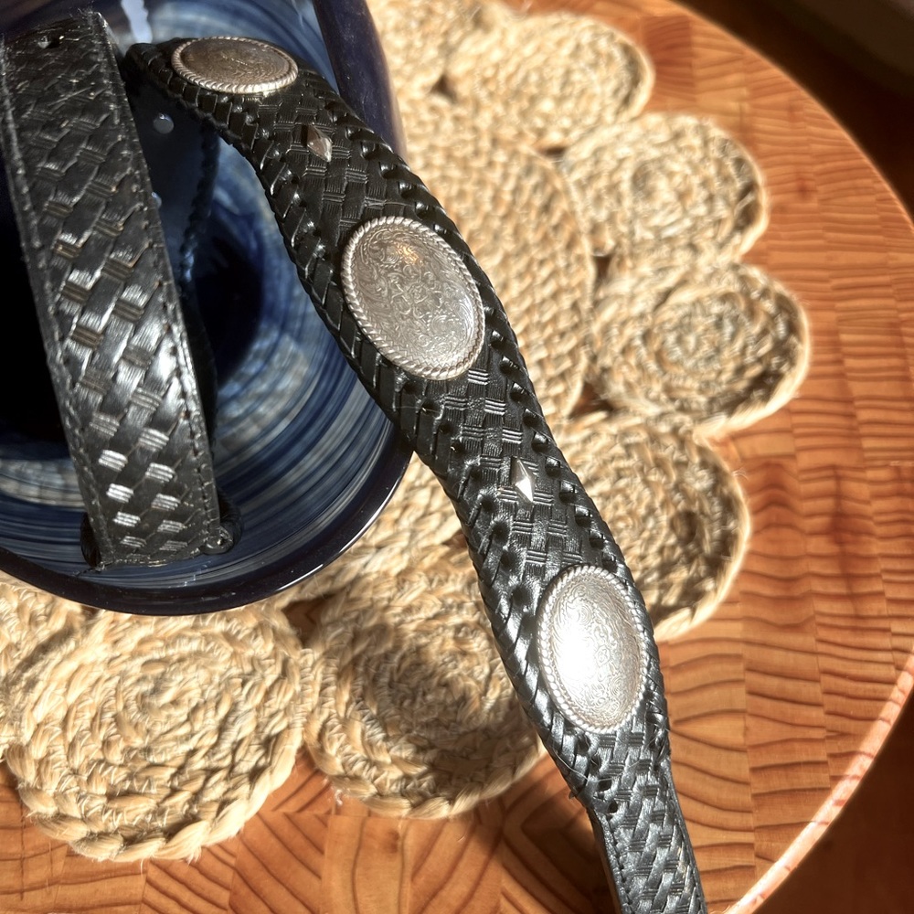 Silver and leather Western Belt Size 34